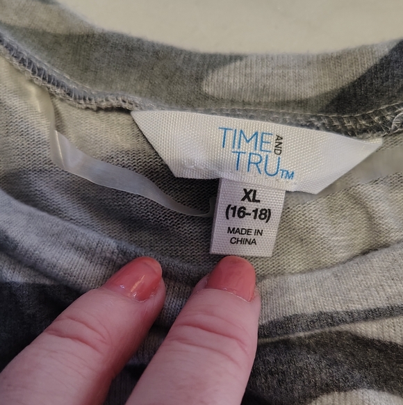 Time and Tru Super Soft Gray Camo Long Sleeve Tee Size Extra Large - Picture 6 of 8